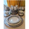 Image 6 : Minton Infanta Bone China Dinnerware Set, Made in England