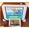 Image 5 : Lot: Cushions, Framed Prints, Ottoman, Coffee Table, TV Trays