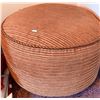 Image 6 : Lot: Cushions, Framed Prints, Ottoman, Coffee Table, TV Trays