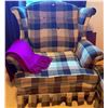 Image 3 : Plaid Sofa and Armchair Set with Skirted Bases