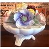 Image 3 : 2 Capodimonte Porcelain Floral Arrangements, Venus de Milo Statue, and Invitation to Poetry (