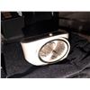 Image 7 : 4 Watches and Oscar de la Renta Dusting Powder