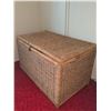 Image 2 : Rectangular Wicker Storage Trunk with Hinged Lid
