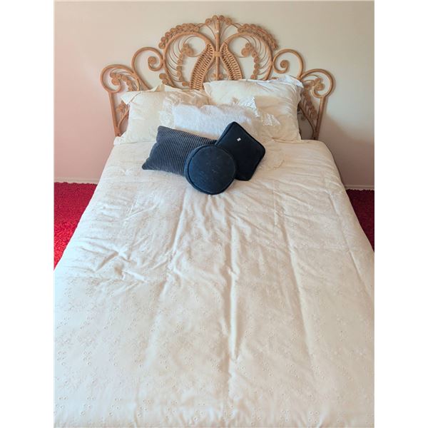 Queen Size Bed with Decorative Rattan Headboard and Mattress