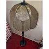 Image 5 : Wood Floor Lamp with Woven Rattan Shade