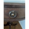 Image 6 : Round Mahogany Side Table & Tripod Pedestal Base