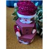Image 18 : Large Assortment of Christmas Decor and Ornaments, Includes Storage Bin