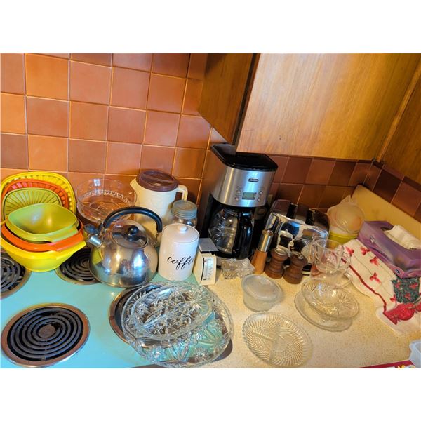 Kitchenware Including Sunbeam Coffee Maker and Glassware