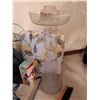 Image 10 : Outdoor Garden Decor & Accessories Collection