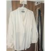 Image 3 : Women's Dress Shirt Lot: Daniel Hechter, Foxcroft, and Mixed Belts