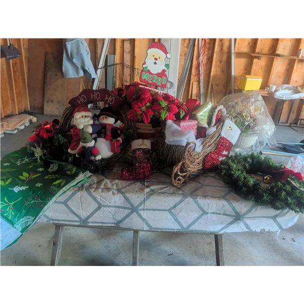 Christmas Holiday Decor Lot