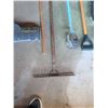 Image 5 : Snow Shovels, Rakes, Garden Tools