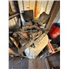 Image 3 : Concrete Cylinder 250W0G, Metal Framing, Hose, Buckets,