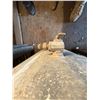 Image 4 : Concrete Cylinder 250W0G, Metal Framing, Hose, Buckets,