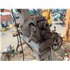 Image 7 : Vintage Metal Lathe w/ Dayton 5K262S Motor