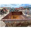 Image 4 : Metal 2-Yard Self-Dumping Hopper