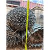 Image 5 : Multiple Rolls Blue Privacy-Slatted Chain Link Fencing 82"W