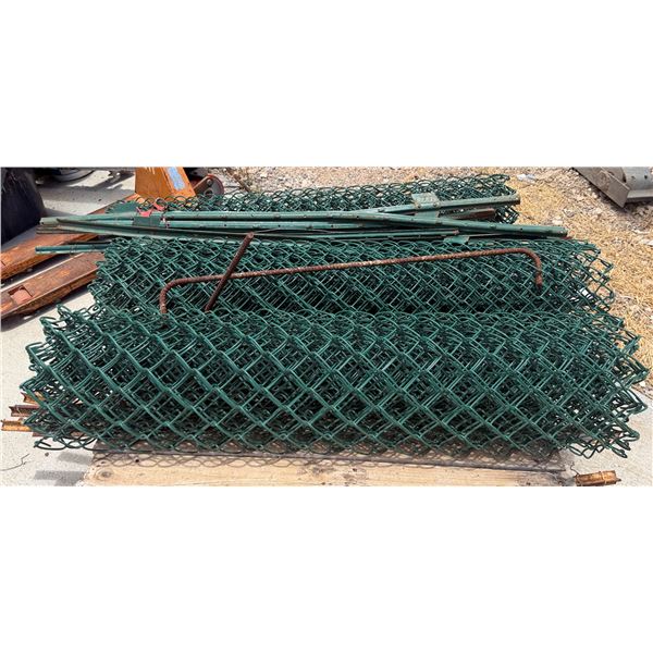 Multiple Rolls Green Chain Link Fencing w/ Posts 48"W