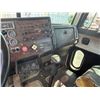 Image 17 : 1996 Peterbilt 3-Axle Semi Truck Tractor (Doesn't Run)