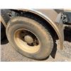 Image 44 : 1996 Peterbilt 3-Axle Semi Truck Tractor (Doesn't Run)