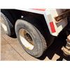 Image 20 : 2007 Sterling Water Truck (Starts & Runs - Needs Batteries)