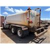 Image 6 : 2007 Sterling Water Truck (Starts & Runs - Needs Batteries)