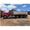 Image 2 : 1981 Peterbilt Tandem Dump Truck w/ Drop Axle (Doesn't Run - No ECU)