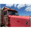 Image 59 : 1981 Peterbilt Tandem Dump Truck w/ Drop Axle (Doesn't Run - No ECU)