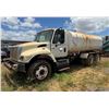 Image 1 : 2007 International 7400 DT466 Water Truck (Starts - Doesn't Run)