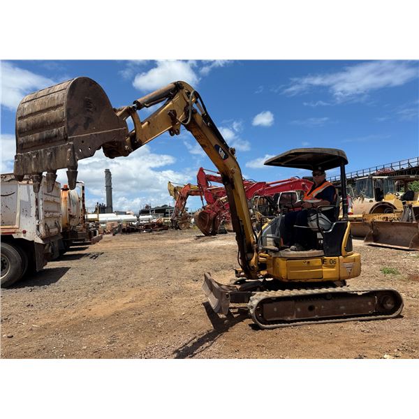 CAT Caterpillar 303.5C Mini Excavator (Starts & Runs - See Video)