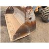 Image 16 : Volvo BL60 Backhoe (Starts & Runs - See Video)