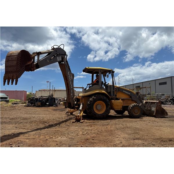 Volvo BL60 Backhoe (Starts & Runs - See Video)