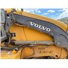 Image 65 : Volvo BL60 Backhoe (Starts & Runs - See Video)