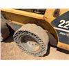 Image 29 : CAT Caterpillar 226B Skidsteer (Starts & Runs - See Video - Needs Batteries)