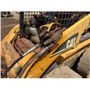 Image 33 : CAT Caterpillar 226B Skidsteer (Starts & Runs - See Video - Needs Batteries)