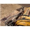 Image 38 : CAT Caterpillar 226B Skidsteer (Starts & Runs - See Video - Needs Batteries)
