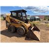 Image 6 : CAT Caterpillar 226B Skidsteer (Starts & Runs - See Video - Needs Batteries)