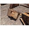 Image 5 : Machine Bucket Attachment 23"W