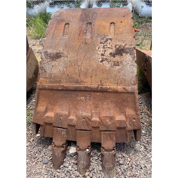 Machine Bucket Attachment 33"W