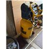 Image 4 : DeWalt Air Compressor & Ridgid WS06700 Shop Vac