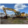 Image 2 : Komastu PC400L C-7 Excavator (Does Not Run Missing Cylinder)