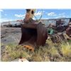 Image 32 : Komastu PC400L C-7 Excavator (Does Not Run Missing Cylinder)