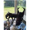 Image 2 : Decorative Figurine and Sculpture Lot