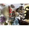 Image 4 : Decorative Figurine and Sculpture Lot