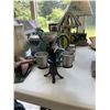 Image 7 : Decorative Farm and Kitchen Lot