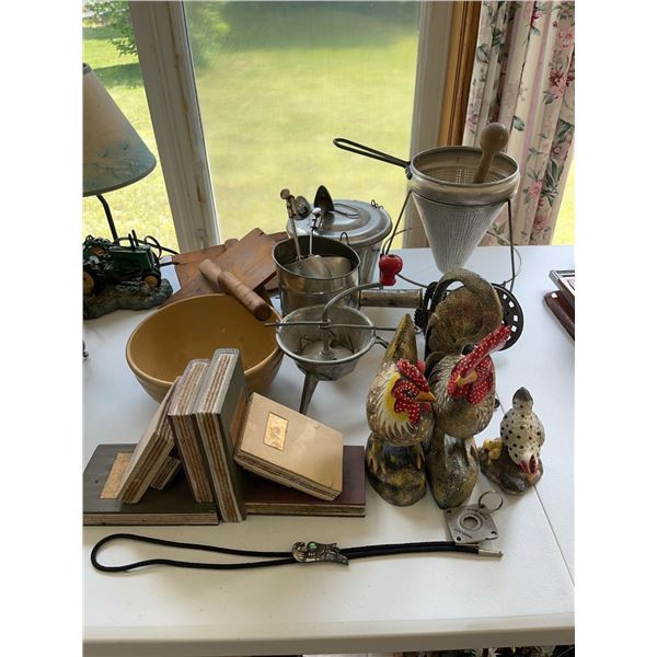 Vintage Kitchenware and Decor