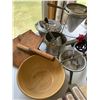 Image 4 : Vintage Kitchenware and Decor