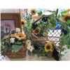 Image 4 : Sunflower-Themed Decor Lot