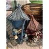Image 10 : Framed Art, Wicker Baskets, and Decor Lot