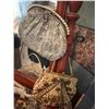 Image 5 : Vintage Purses, Hats, and Decorative Items